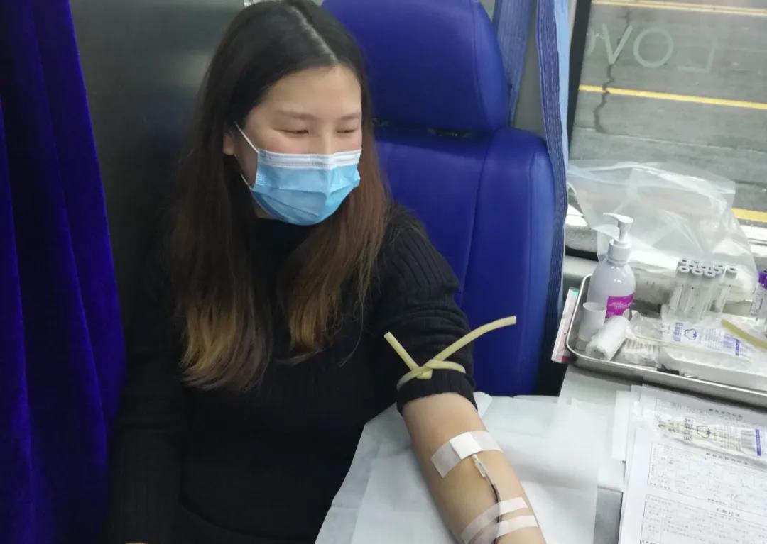 爱心献血，温暖中国，火博官方网站在行动！